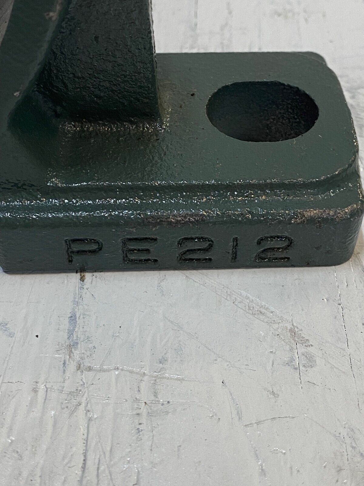 Pillow Block Cast Iron Mounted Bearing PE212 NTN