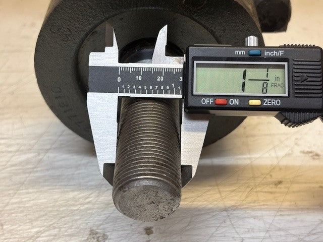 Forklift Tilt Cylinder 16" Length 4" Cylinder 1-1/4" Shaft | 2771810 | 26LEP