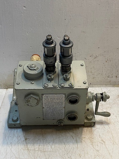 Madison-Kipp Lubricator Hydraulic Hand Pump SV-18505-100-6 | 9644-D-1-100-6