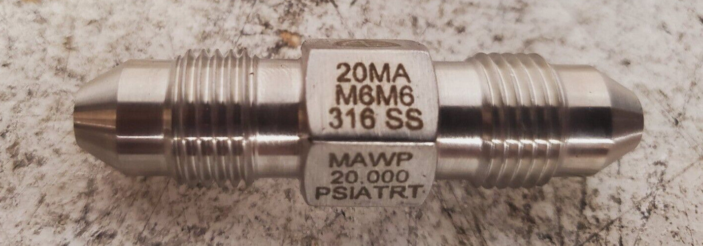 Parker Autoclave Engineers Male - Male Adapter 20MAM6M6 | 316 SS | MAWP 20000