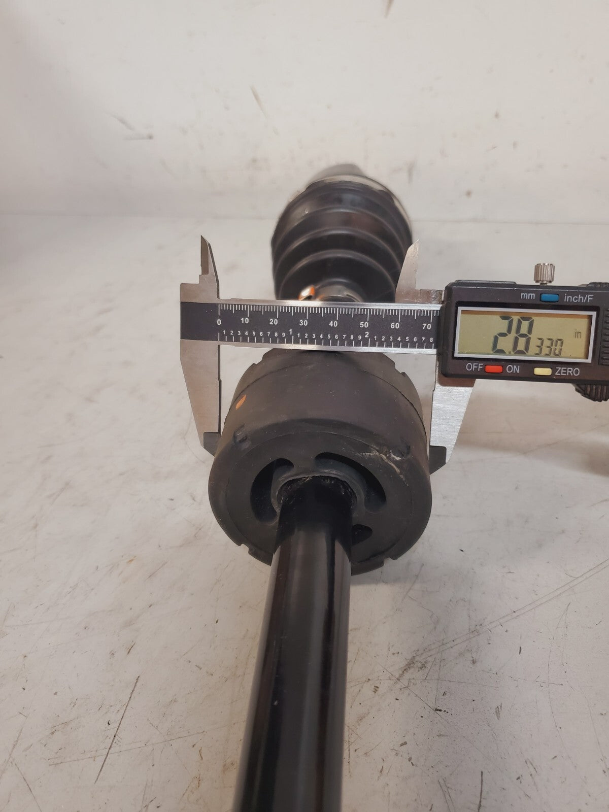 GKN Front Right Axle Shaft P680700392AB | 803786 | 10235796 | 1700I For Fiat