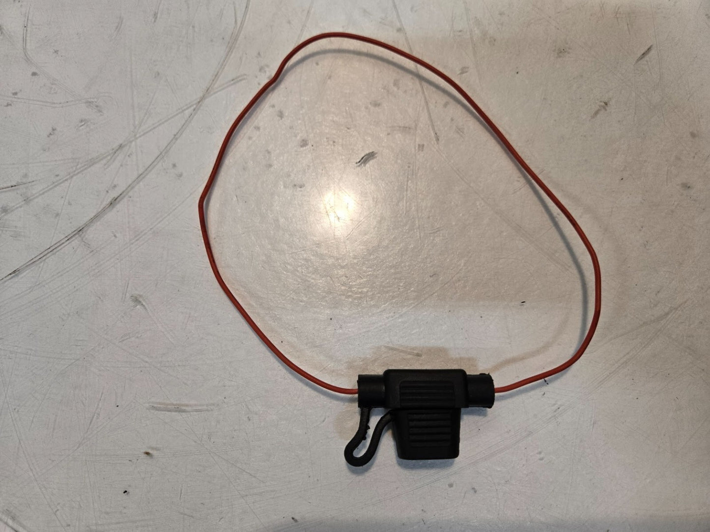 Approximately 200 Quantity of Inline Fuse Holders w/ 5 Amp Fuse (Approx 200 Qty)