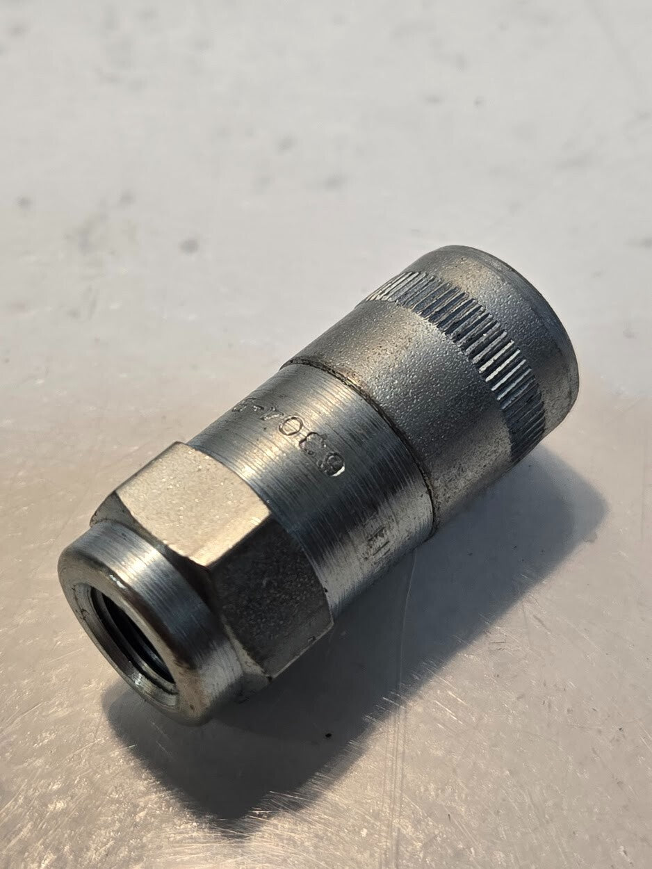 8 Quantity of Alemite 6304-B 1/8" FNPT Hydraulic Couplers MS 24207-2 (8 Qty)