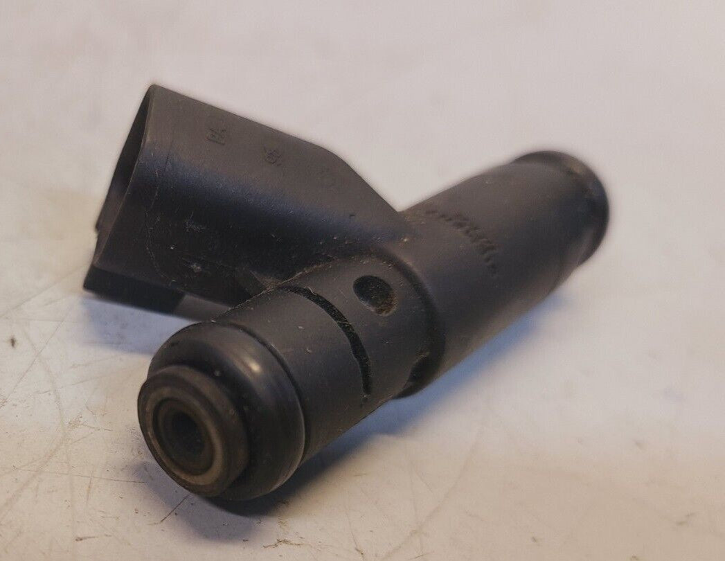 Siemens Deka Fuel Injector 04591308 | W083Q06932