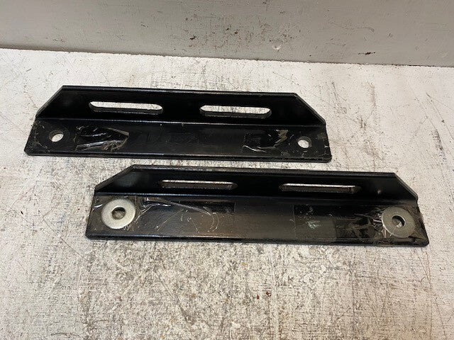 Pair of Mounting Frame Rail Brackets 18" Long 2-7/8" Wide 2-7/8" Tall 20mm Bore