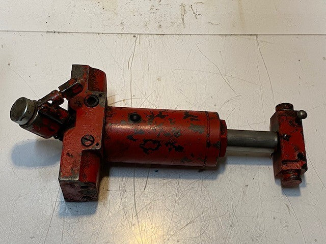 Vintage Hydraulic Unit Cylinder 30mm 4" Shaft 15" L 6-1/2" W 6" H
