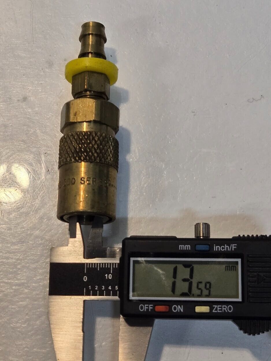 2 Quantity of PPE 300 Series 1/4" Quick Connect Couplings 3/8" Push-Lok (2 Qty)