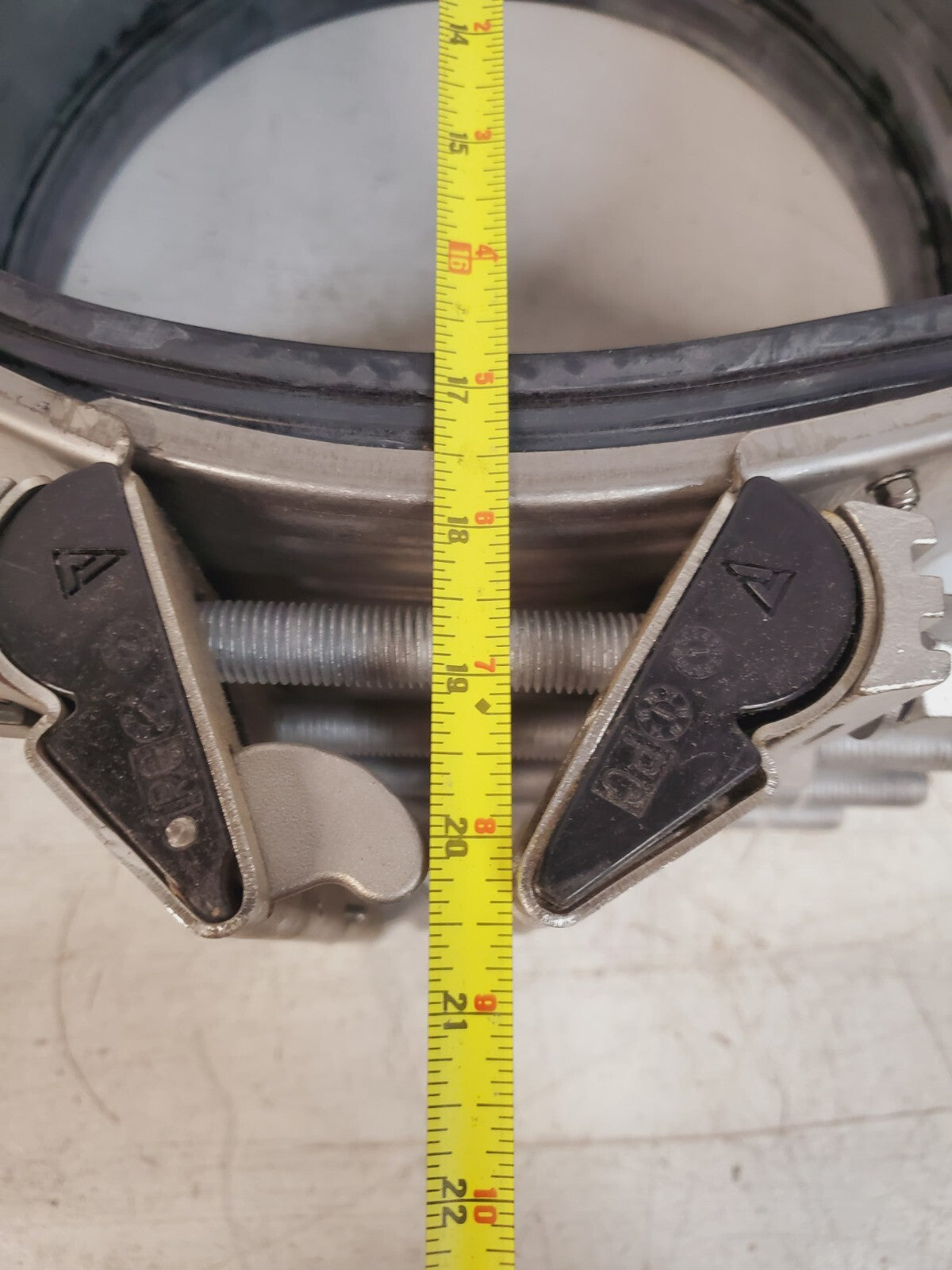 Krausz Hymax Versa Stainless Steel Coupling  14" 238-56-0387-12 | 15.22-16.48