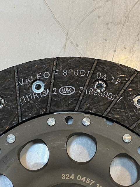 LuK Clutch Kit 624-3284-19, 324-0457-10, E09-00, 124-0304-10, 22-Spline