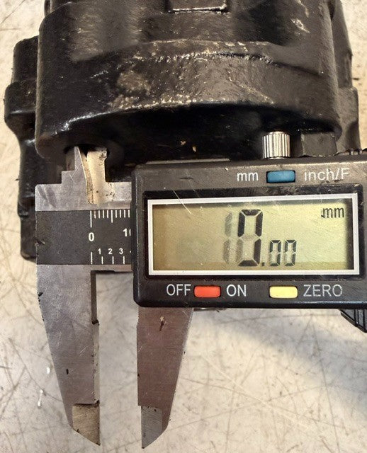 Eaton Remanufactued Cast-Iron Front Mount Power Steering Pump R21-H-298