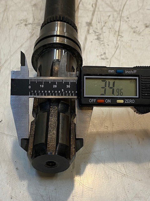 AGCO 3801424M1 Shaft 35mm 21-Spline 21-1/4" Long 33mm OD Shaft