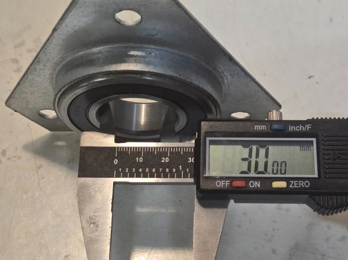 2 Quantity of Mounted Bearings 6206-RSZ for Speed Queen 27182 30 mm Bore (2 Qty)