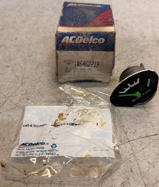 ACDelco 6462719 Engine Oil Pressure Gauge Automotive Dashboard Display