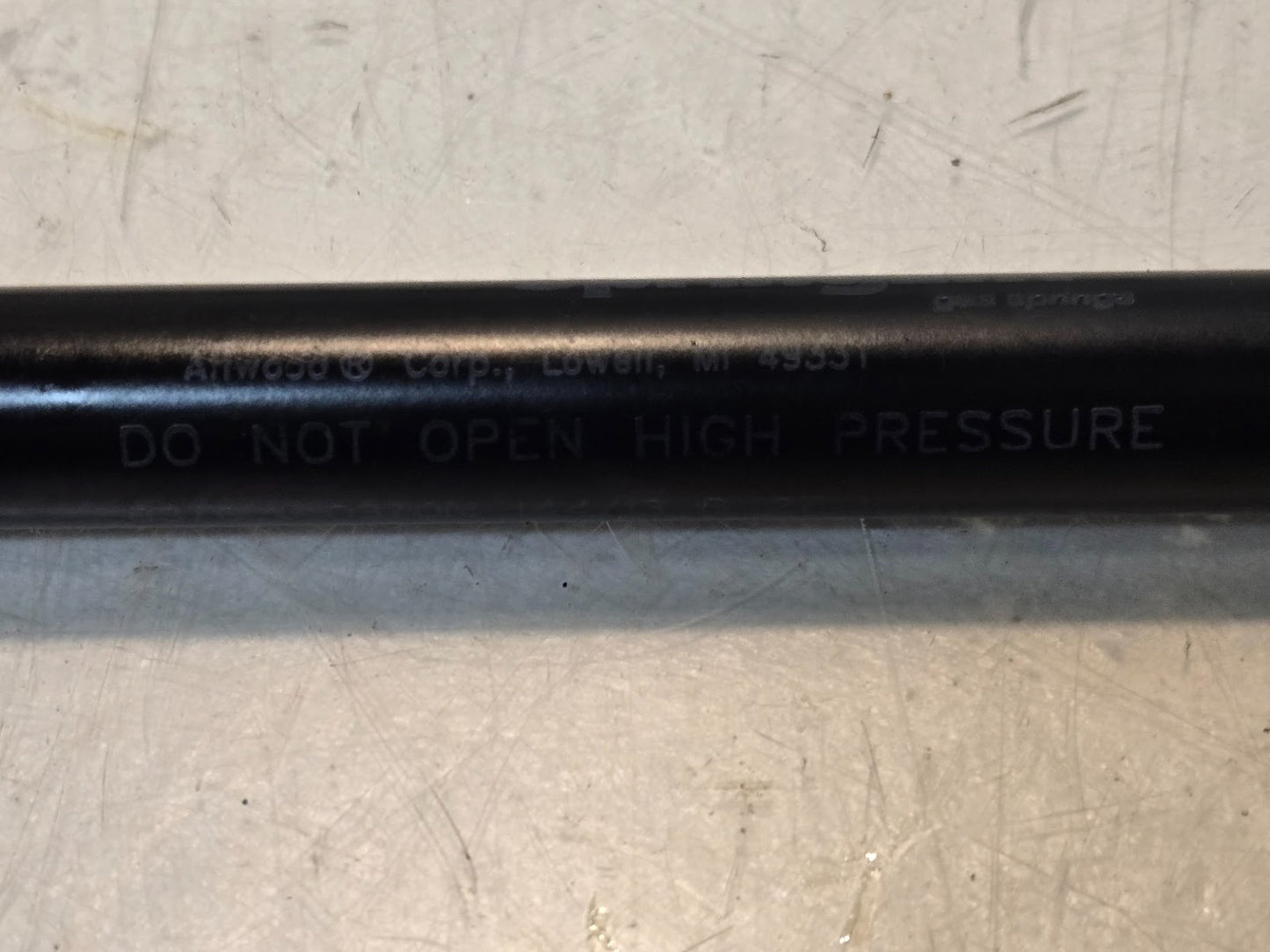 3 Quantity of SpringLift 8376IA Gas Springs 0370N 144/13 B 27 SL34-80-1 (3 Qty)