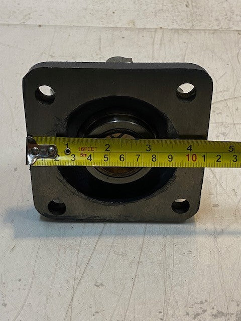MFG Co. 4-Bolt Pillow Block Flange Bearing 4-1/4" W 2-1/2" H 30mm Bore