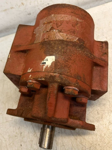 Red Cast Iron Heavy Duty Geartek Hydraulic Gear Pump 721088  Industrial Unit