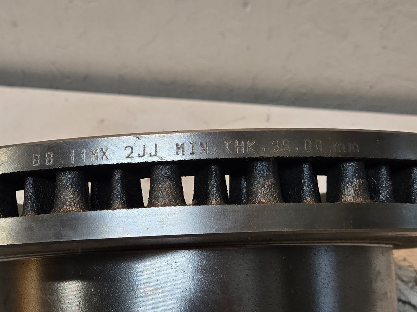 Front Brake Rotor and Hub Assembly BB 11MX 2JJ 8x170mm Bolt Pattern for Ford