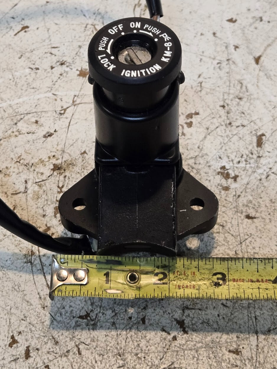 Ignition Switch KM-8 237270 | G67HH