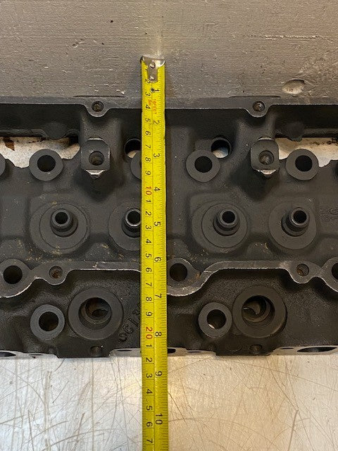 Cylinder Head Center 14077162 | C130 | 6M10 | 20-5/16" Long 8-1/4" Wide