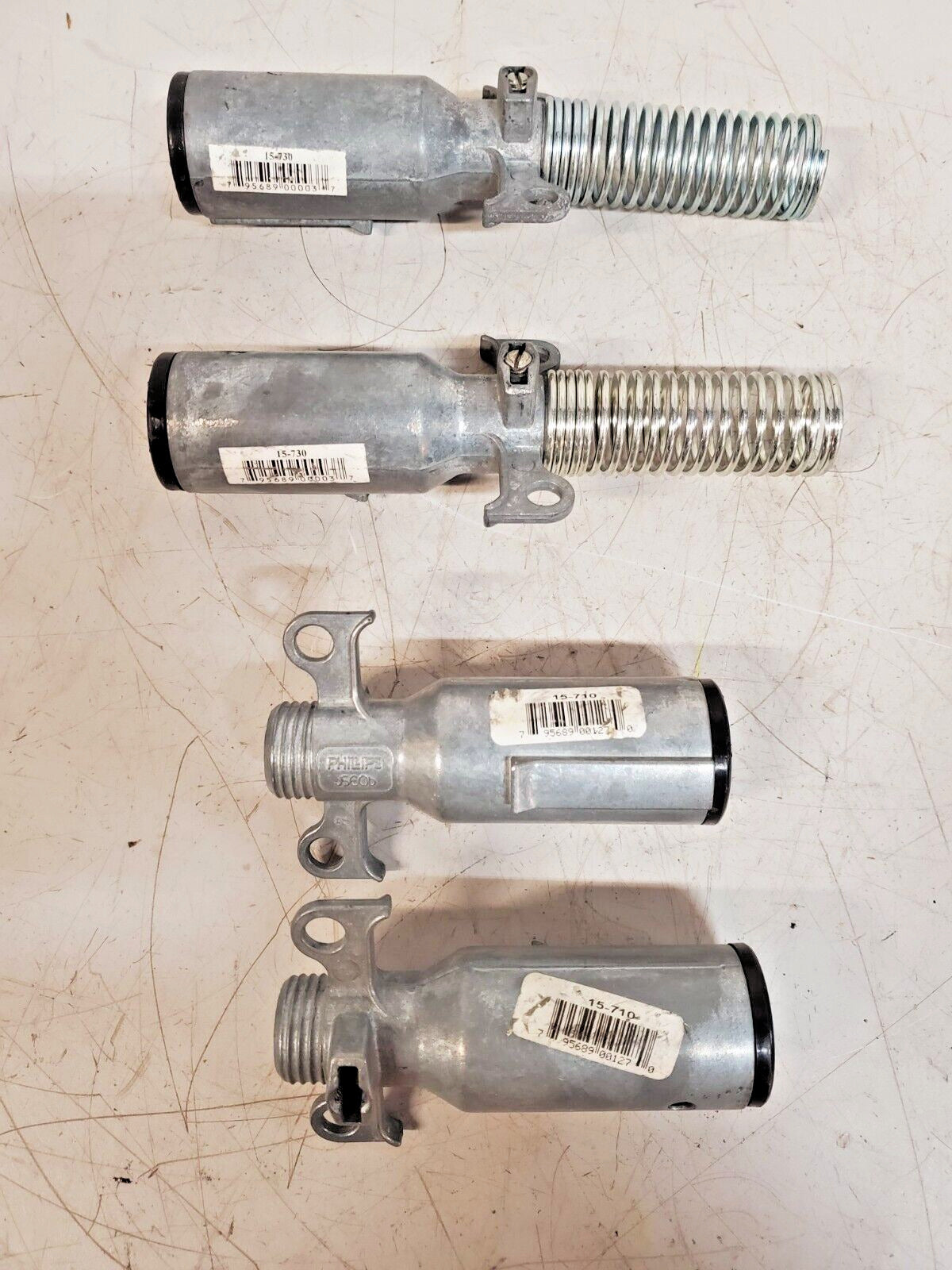 4 Quantity of Phillips 7-Way Plugs 2 Units 15-710 | 2 Units 15-730 (4 Qty)