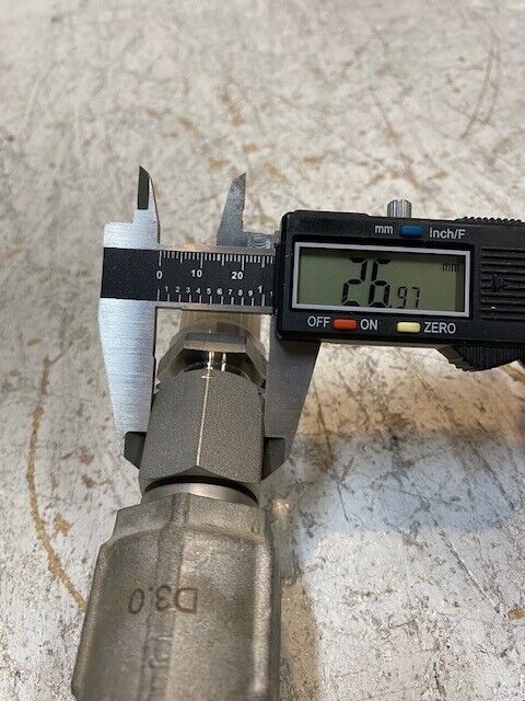 Eckventil Hydraulic Ball Valve 7-1/2" Long PA1.4571 | D3.0 | 193098574