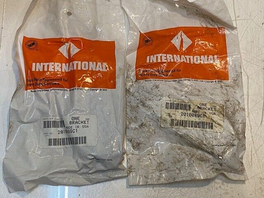 2 Quantity of Navistar International Truck 2010089C1 Brackets (2 Quantity)