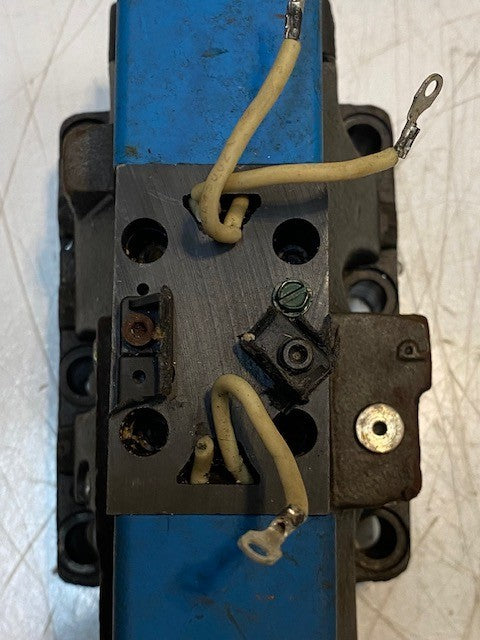 Vickers Directional Control Valve DG5S-8-2N-K-M-FW-B5-30 | DG4V-3S-6N-M-FW-B5-60