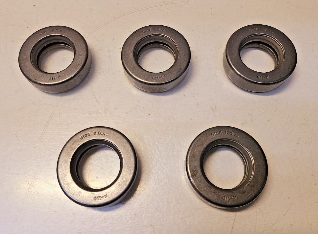 5 Quantity of Nice Thrust Ball Bearings 611-V (5 Qty)
