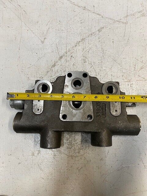 Differential Control Valve 339055A4, 01M3N