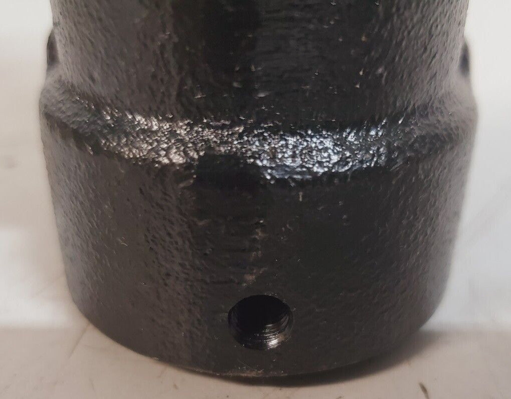 Idler Arm Bracket Assembly 221115030 | 3500 PSI Working Pressure