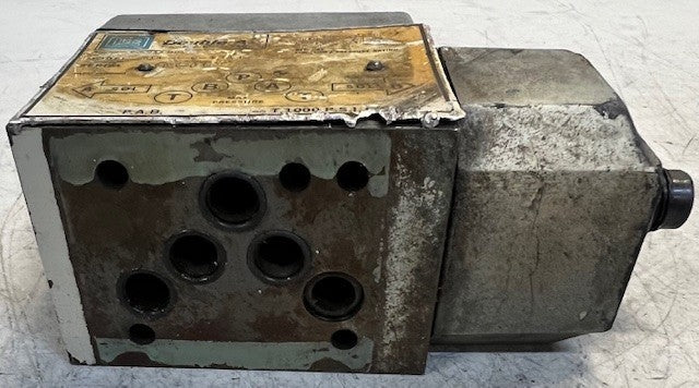 Double A Hydraulic Directional Control Valve QJ-5-C-10A1 Spool OEM Unit