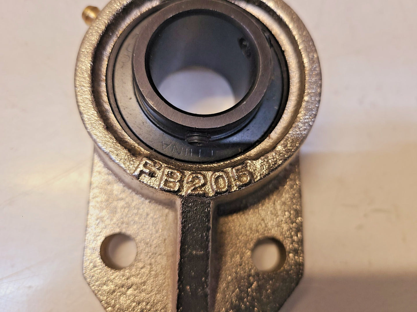 RBtech 3-Bolt Flange Mounted Bearing FB205 | UC205-16