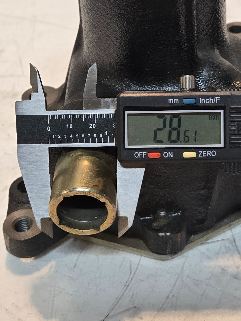 Water Pump JC08 for Isuzu 4HK1 | 6x8.5mm Impeller Drive Mounting Holes