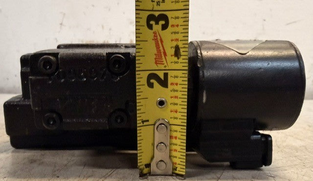 Hydra Force Hydraulic Directional Control Valve With Solenoid Operator 7095945