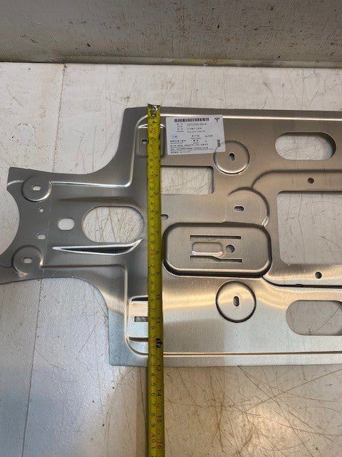 Tesla Model X Spine Closeout Panel Assembly 1073255-00-A