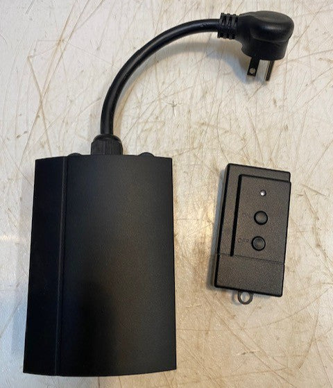 Intertek Single Outlet Remote Control Switch for Christmas Tree Model ST-2326