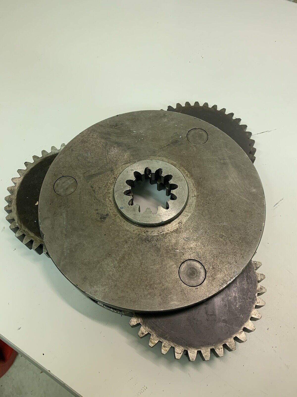 John Deere Pinion Carrier 3 Gears with 35 Teeth Center Gear With 12 Teeth