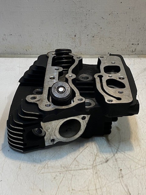 Harley Davidson Front Twin Cam Cylinder Head 16723-99