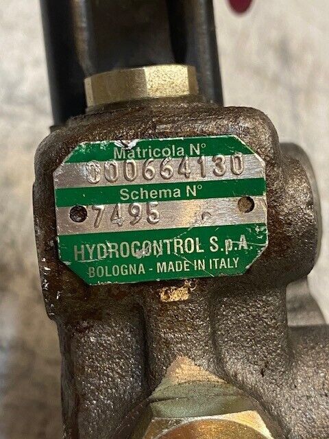 Matricola Hydrocontrol Hydraulic Valve 000664130 | 7495 | HC-D2