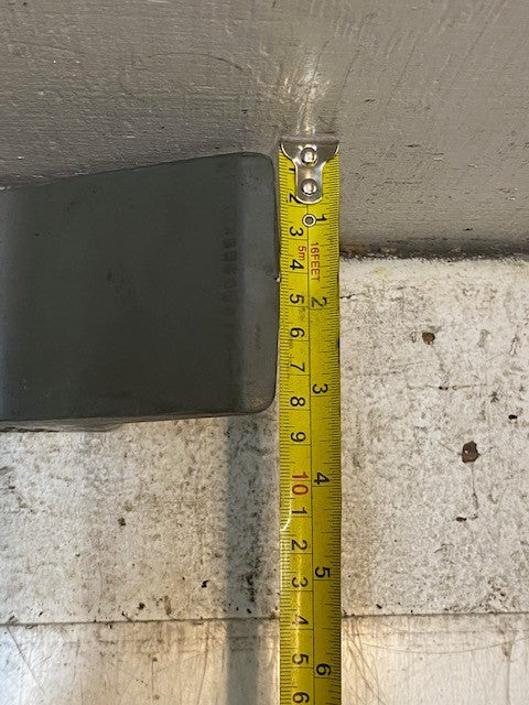 2 Quantity of Yates 6Y33 Boat Trailer Black Molded Rubber V Bow Stops (2 Qty)