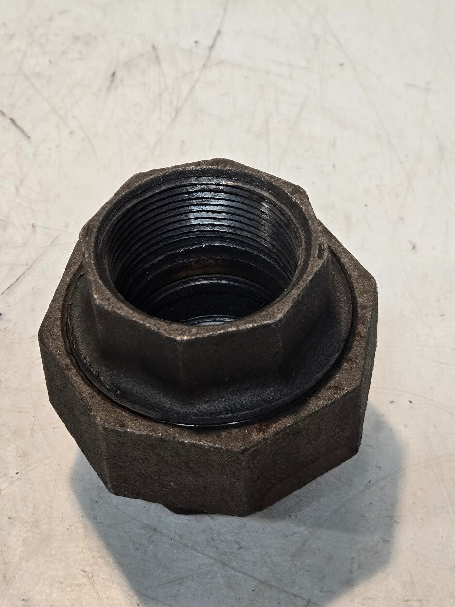 10 Quantity of Flagg 250 1-1/2 Inch Black Pipe Unions | 3-1/4" Hex Nut (10 Qty)