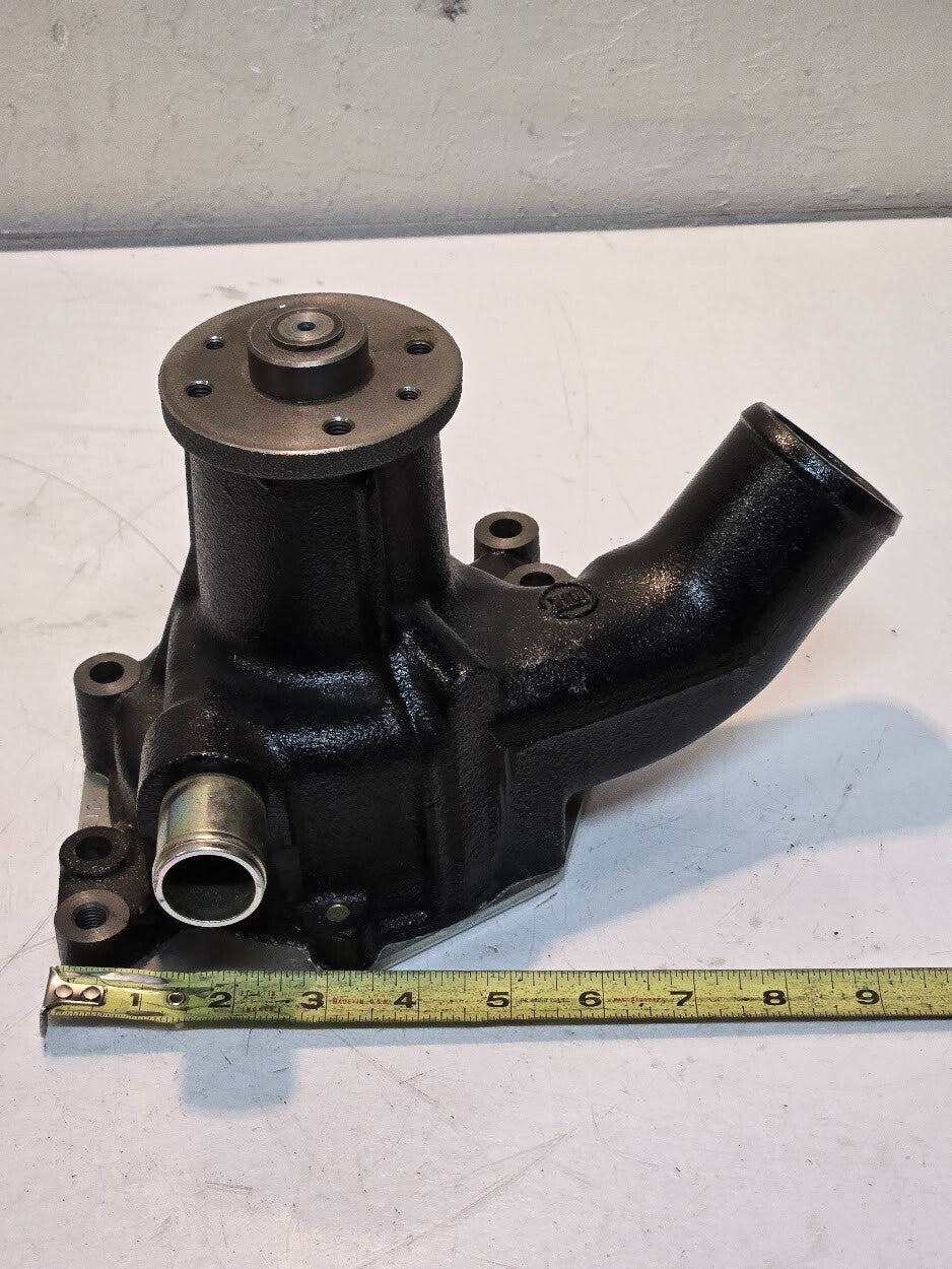 Water Pump J122 for Isuzu 4HK1 | 4x6.7mm & 2x4.9mm Impeller Drive Mounting Holes