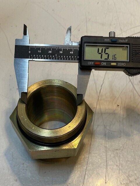 Parker Pipe Hex Fitting Adapter 2-3/4" H 45mm Bore 63mm Thread 70mm Hex