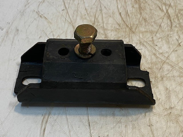 8 Quantity of 3-Bolt Universal Transmission Engine Mounts 5-1/4" L (8 Quantity)