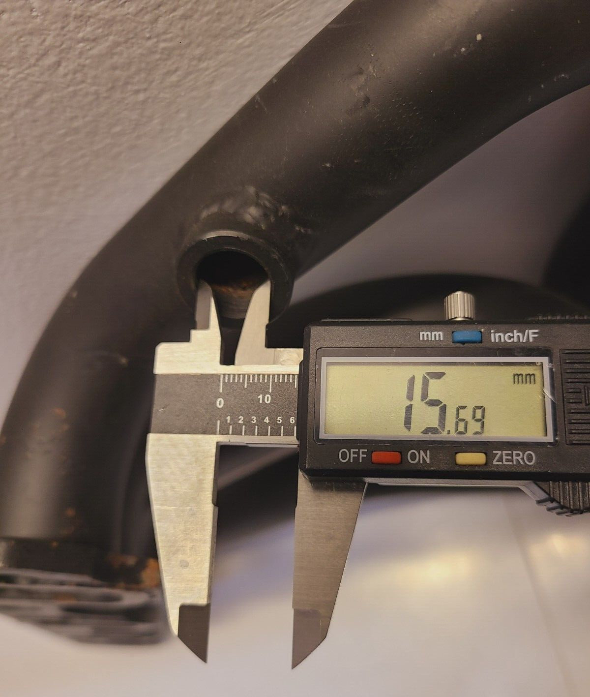 Exhaust Header Hooker R6912 | R 6912 | 6912