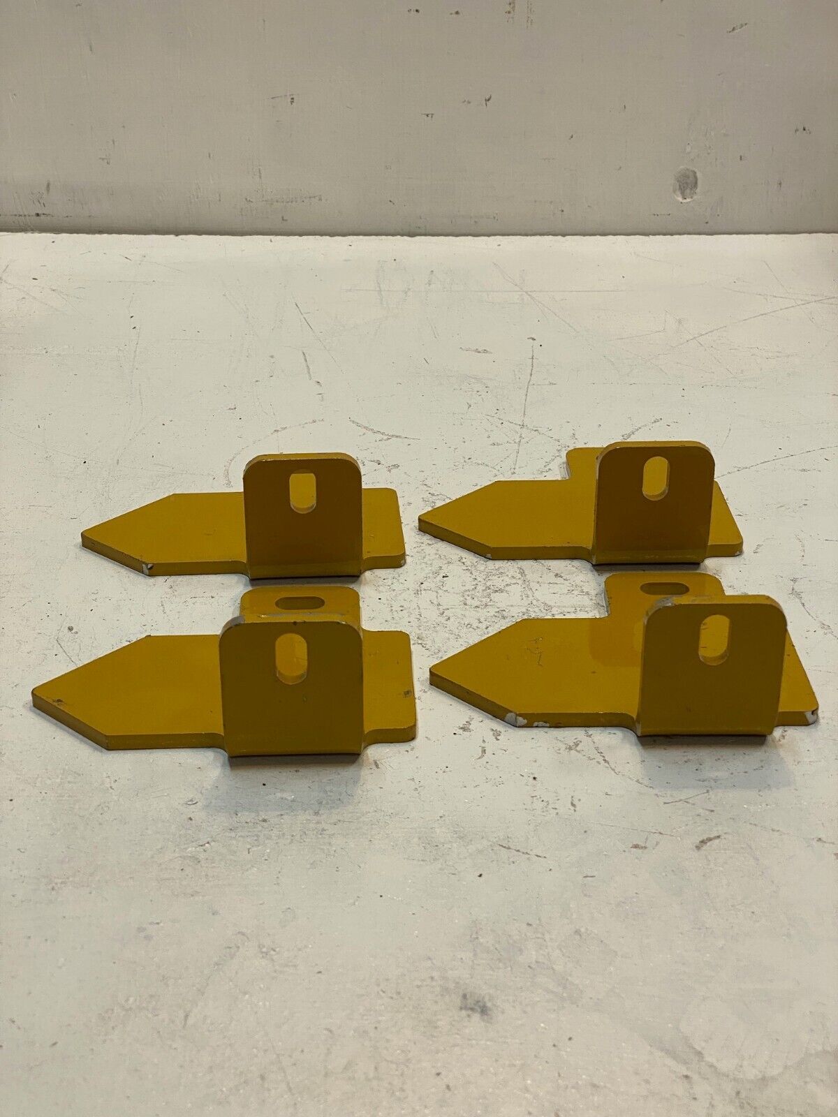 4 Quantity of Caterpillar CAT Brackets 2W9687 (4 Quantity)