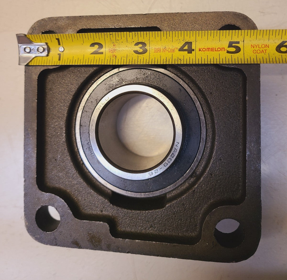 HLU 4-Bolt Flange Mounted Bearing NF209 | 1-5/8" | NA209-26