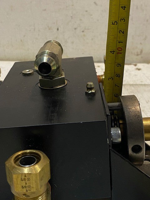 Hydraulic Semi-Trailer Master Valve 8" L x 10" W x 4-1/2" H