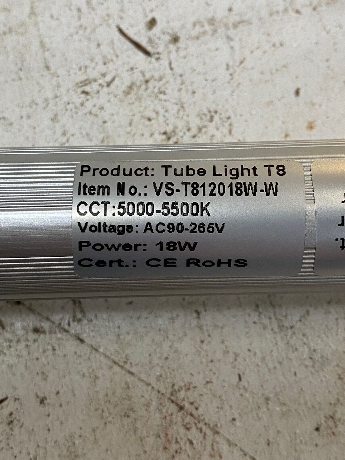 25 Qty of Vishow LED Light VS-T812018W-W 4ft Tube Light T8 18W (25 Qty)