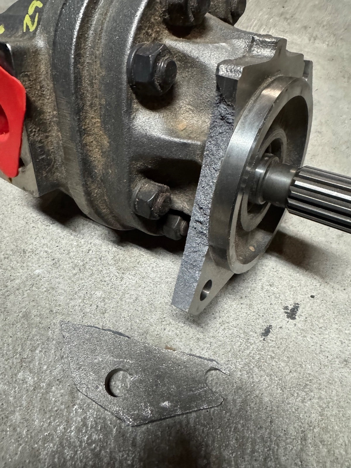 Concentric Rockford Hydraulic Pump 2993115-4912 | F30W-8D21C2-A34A12-S156 DAMAGE